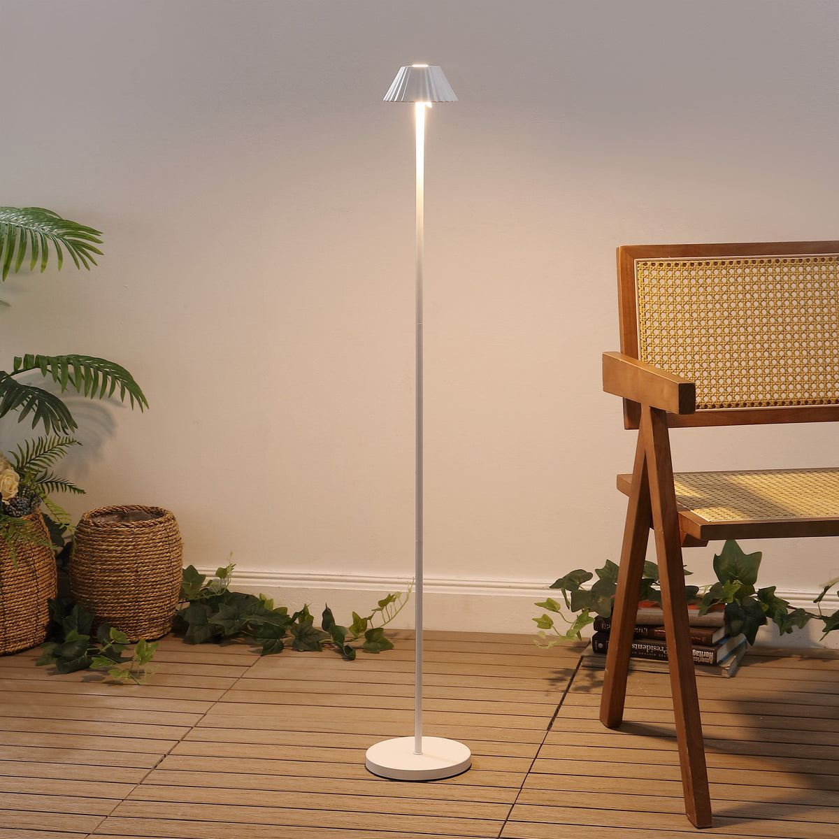 Mallory 44-Inch Rechargeable Indoor/Outdoor LED Floor Lamp - product image 20